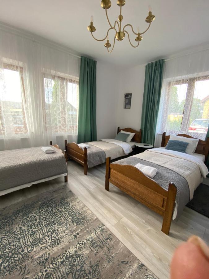 Szymanowka Dom Nad Rzeka - Noclegi Koden Bagian luar foto